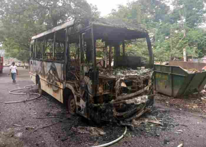 11 dead, nine missing as Hyderabad-Bengaluru bus catches fire in Andhra