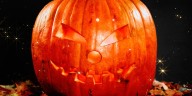 Halloween Witch Rituals to Do: Altar, Scrying, Tarot Reading