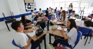 Este colegio de Manizales restringe los celulares hasta en el recreo, y así les va a un año de la medida