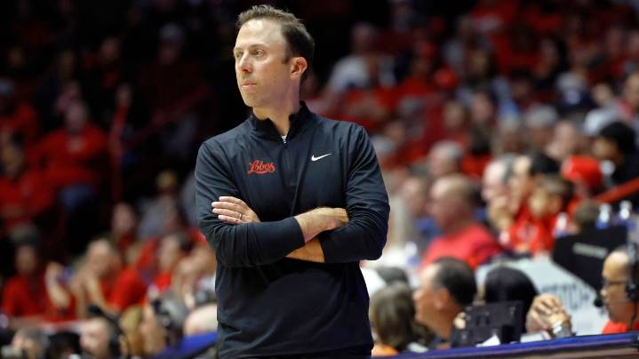 Xavier begins Richard Pitino era with entirely new roster