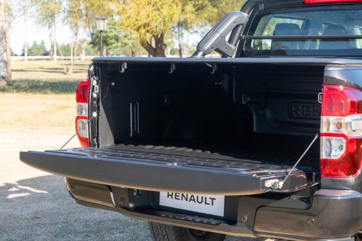 Renault deja de fabricar la Alaskan y la reemplaza por la nueva Oroch en los planes de ahorro
