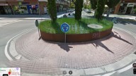 El conductor de un patinete es trasladado al San Jorge tras chocar con un coche