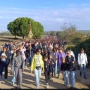 Miles de jóvenes de toda España caminan hacia el Rocío