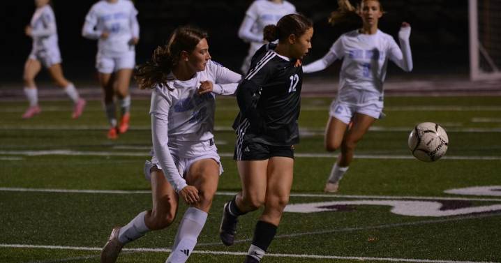 Columbia girls’ soccer shocks Mohonasen with five-goal outburst in Section 2 semifinals