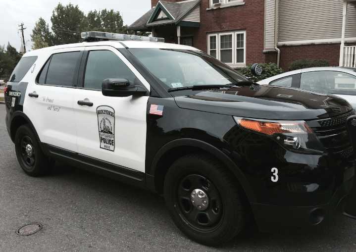 Holyoke PD sues Ford Motor Co. for breach of warranty
