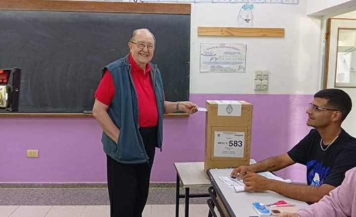 En plena veda, Verna repartió palos y “Lichi” salió a cruzarlo