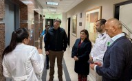 Clara Brugada visita a policías que permanecen hospitalizados tras marcha del 2 de octubre