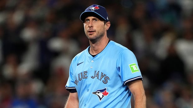 Los Angeles Dodgers host Toronto Blue Jays for Game 3