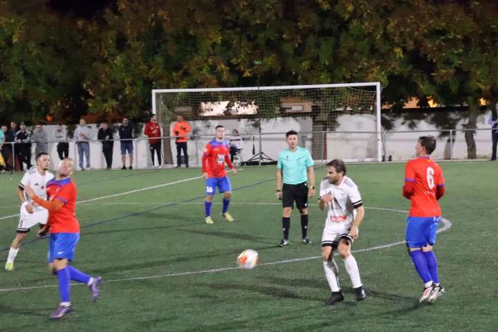 El Andorra recibe su primer gol del curso y empata 1