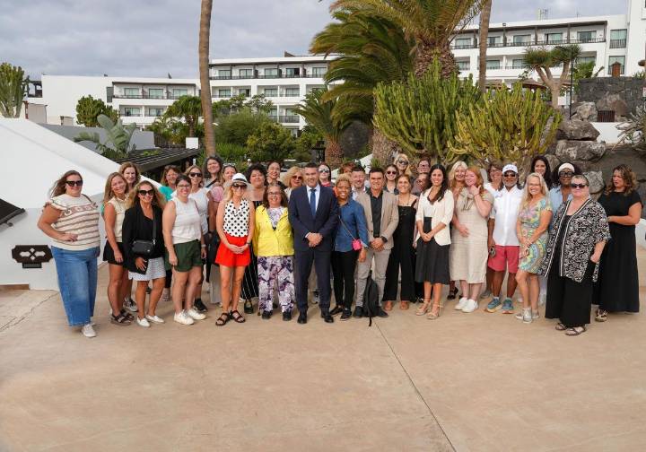 Agentes de viaje de Estados Unidos y Canadá conocen los encantos lanzaroteños