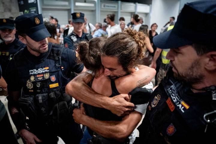 Los miembros españoles de la flotilla acusaron a Israel de un trato humillante y vejatorio