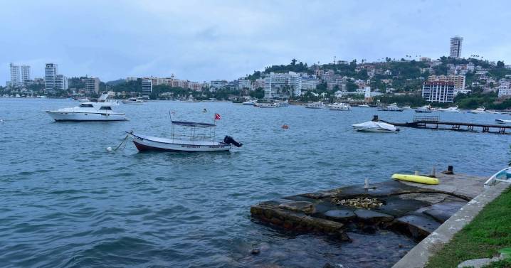 ¿Cómo fue el rescate frente a Acapulco del sobreviviente de una presunta narcolancha atacada por EU?