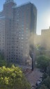 Video: susto en Nueva York por una explosión que derrumbó parte de un edificio