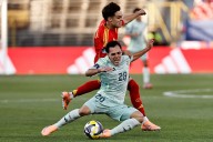 México rescata empate agónico ante España y deja a la Roja al borde de la eliminación