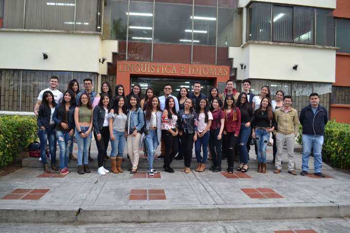 De jornada nocturna a vespertina, hoy Licenciatura en Español e Inglés