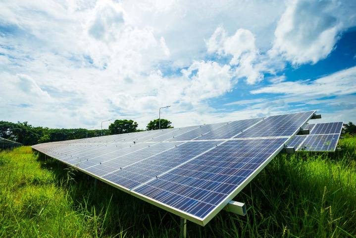 Green energy stock in focus after receiving ₹689 Cr order for solar PV modules