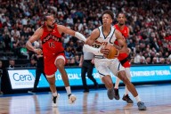 Deadspin | Report: Nuggets waive C Moses Brown, F Kessler Edwards