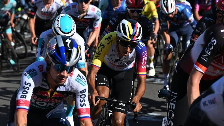 Egan Bernal brilló en el Giro de Emilia y venció a Primož Roglič: así quedó la clasificación