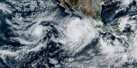 Huracán Priscilla: cierran puertos debido a fuerte oleaje