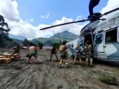 Ejército, Fuerza Aérea y Guardia Nacional mantienen labores de auxilio en cinco estados por lluvias