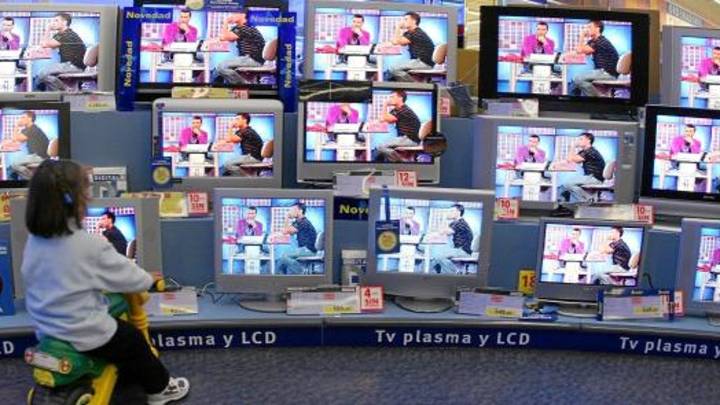 Moncloa ultima un concurso clave para el futuro de la televisión en abierto