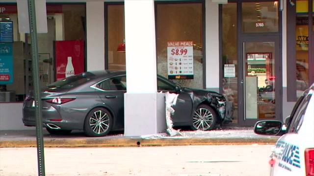 Car jumps curb, hits Chicken Kitchen restaurant in Miami; no injuries reported