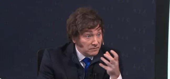 “Falso”: Javier Milei desmintió que la reforma laboral incluya una jornada de 12 horas