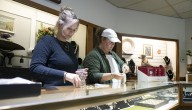 Chicago jewelers enter new era as gold prices surge to record highs above $4,000