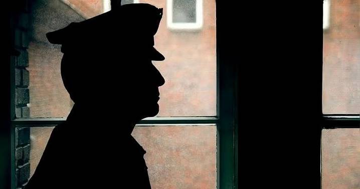Delhi Delhi woman attacks husband with boiling oil, red chilli powder