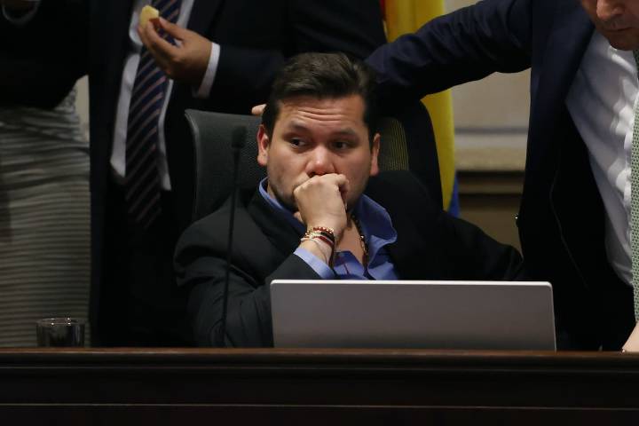 Cámara aprueba renuncia de Andrés Calle, investigado por escándalo de la UNGRD