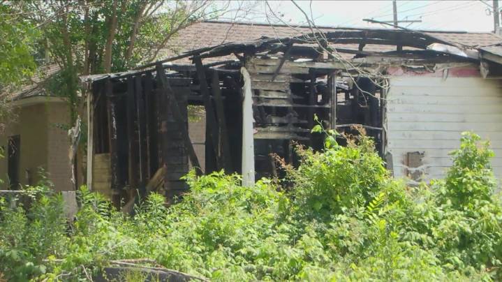 Baton Rouge demolishes abandoned homes for safety boost