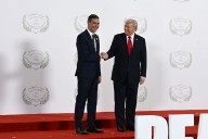 El presidente del Gobierno asiste en Egipto al acto de firma del Plan de Paz para Oriente Próximo