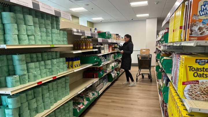 Newport County food pantries: Hours, availability and what to know