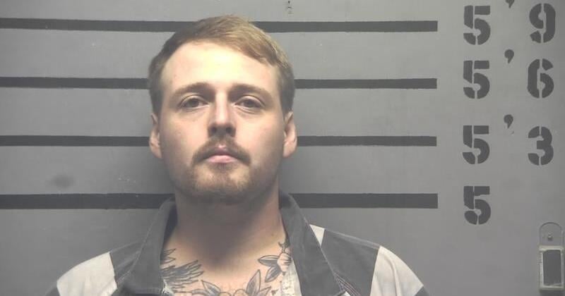 Police: Man admits to smoking meth before passing out in fast food drive