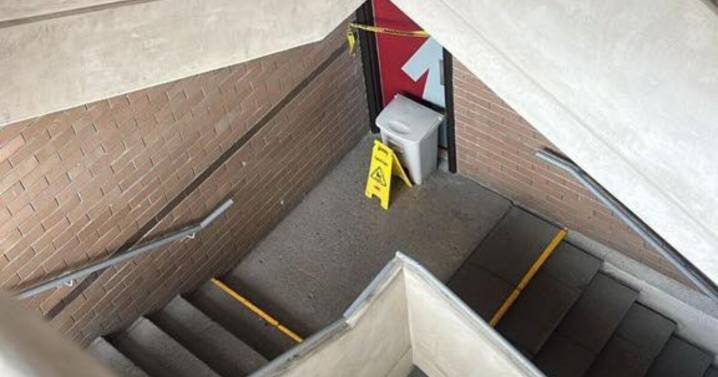 Encuentran restos de un bebé en el baño de una universidad de Puebla