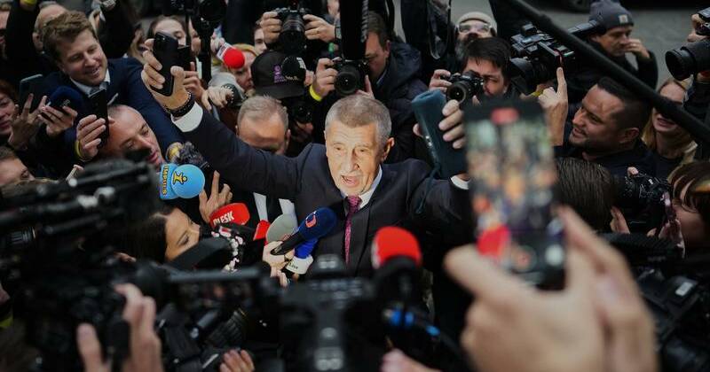 Populist billionaire on track to win Czech election