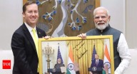 'Donald Trump considers Modi as great & personal friend': US ambassador