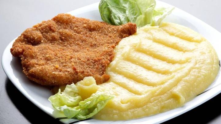 Los bodegones de Buenos Aires que tienen la mejor milanesa con puré