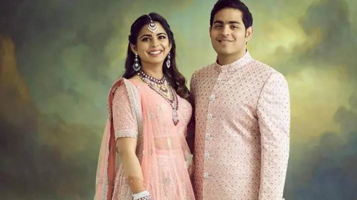 Twins Isha and Akash Ambani celebrate birthday with drone show at Jamnagar