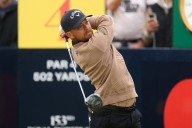 Deadspin | Xander Schauffele climbs into tie for lead in Japan