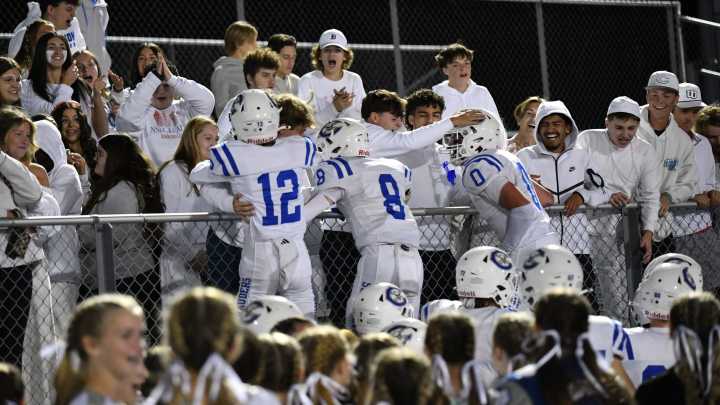 Week 7 football takeaways: Jefferson gets share of league title, Carlson picks up passing