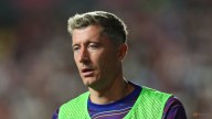 Barcelona's Lewandowski suffers thigh injury