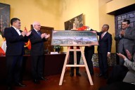 Perú y África reafirman histórica amistad con serie filatélica conmemorativa