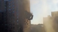 El momento en que un edificio en el Bronx de Nueva York colapsa parcialmente