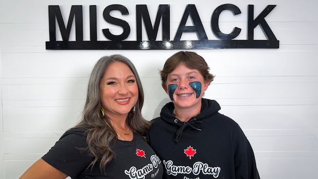 B.C. mother-son duo develop new eye black for Winnipeg Blue Bombers