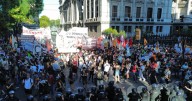 Diez heridos y un detenido en la marcha de los jubilados