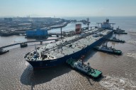 Supertanker freight rates up sharply as US-China trade war envelops ports