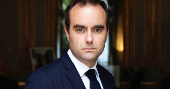 Crisis política en Francia: renuncia Sébastian Lecornu como primer ministro