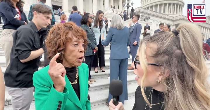 Maxine Waters Snaps at Pro-MAGA Reporter Confronting Her on Shutdown: ‘Quit It!’