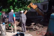 Repararon caño maestro de agua potable y el servicio se restablece paulatinamente